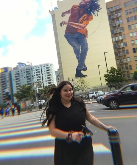 Ilianna art star galleries