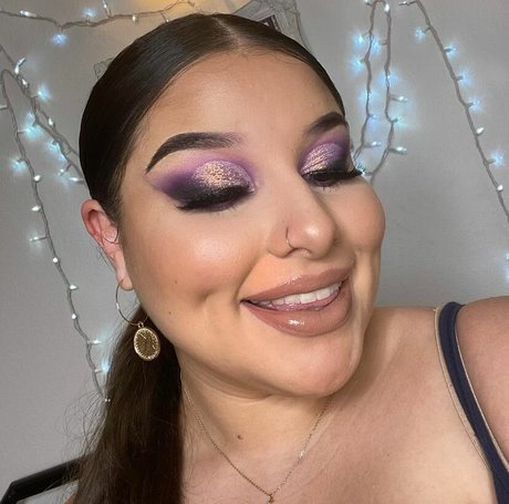 Ilianna porn star image