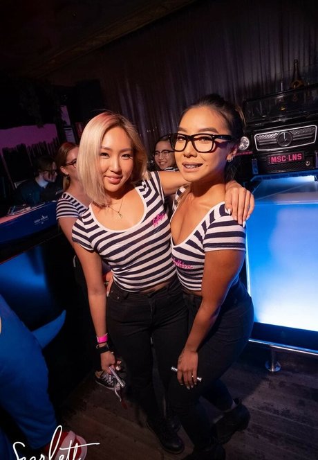 Jasminieyy hd pornstar archive