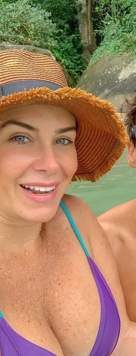 swinger milf onlyfans beautiful xxx photos