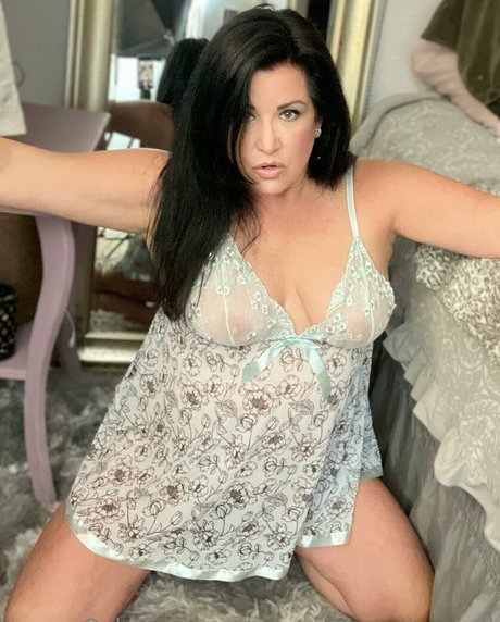 evparrish actress image