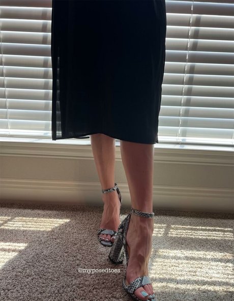 Brooke Jones free pornstar photo