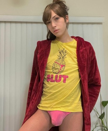 Allie Lilac model beautiful archive