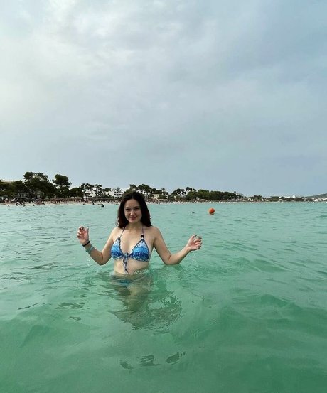 Little BabeVIP pornographic actress pic