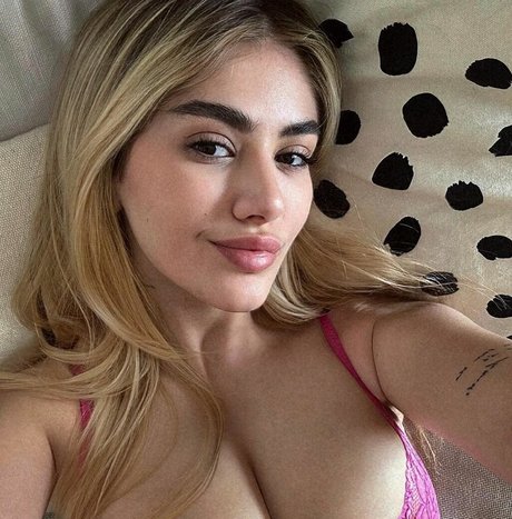 lisa straube pornstar top img