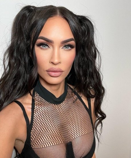 Megan Fox perfect pornstar pic