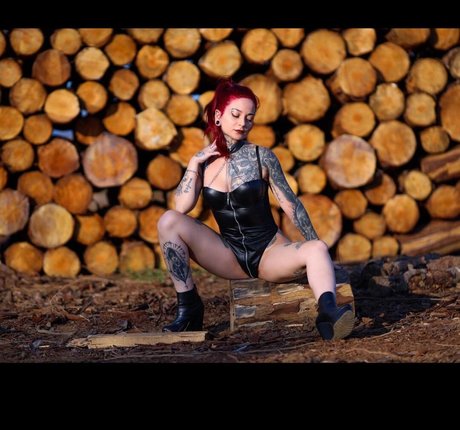 Yagmur Simsek_ hd star photo