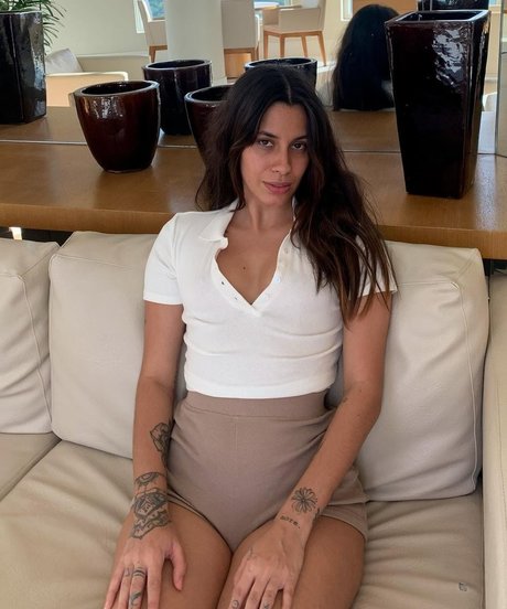 big tits squirt onlyfans porn picture