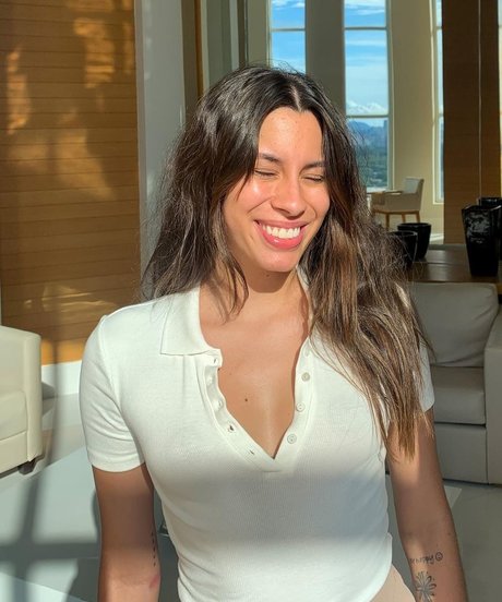 Fernanda Mota Farhat erotic model images