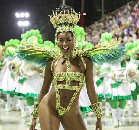 mature squirt onlyfans xxx gallery