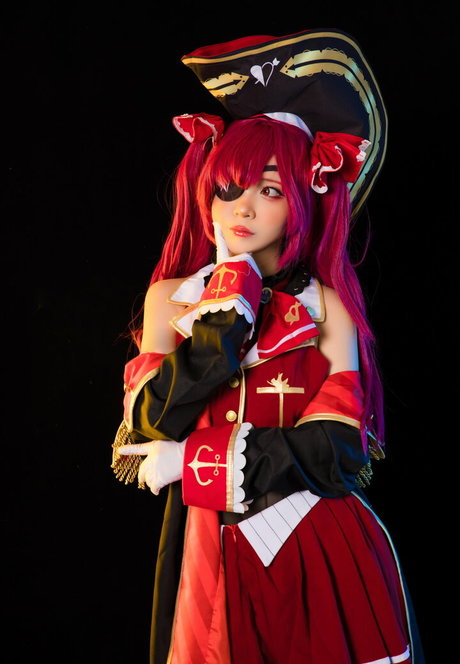 Umeko J_ hot actress pics