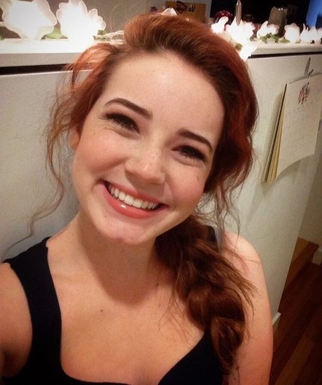 Goodnight Moon xxx model photo