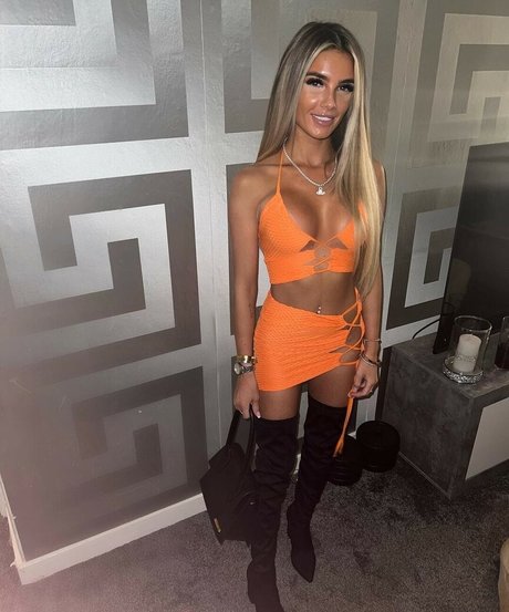 louisemarshallx pornstar beautiful img