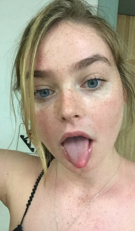 busty teen onlyfans best picture