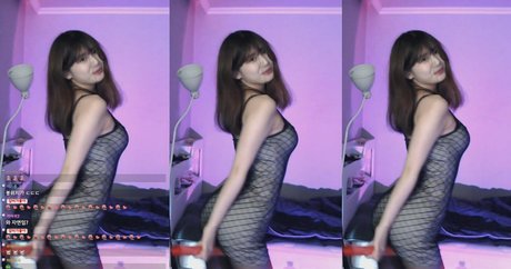 unknown onlyfans pornographic picture