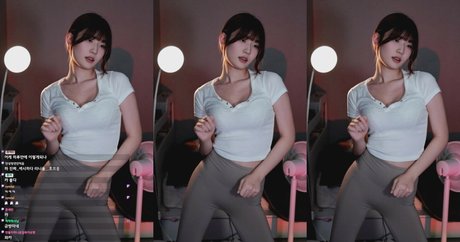 yule__0 03 nice actress photo