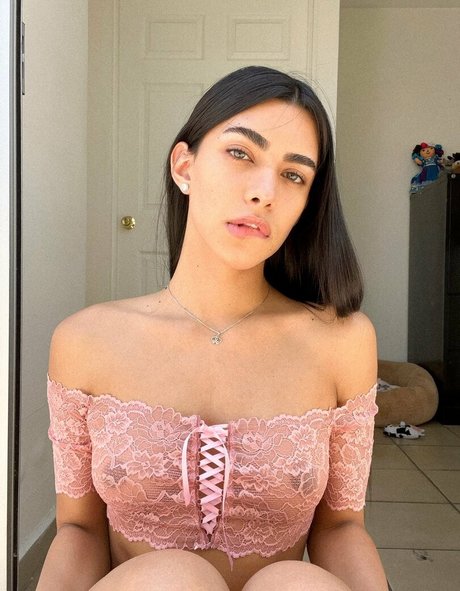 Gabrielle Maya star pretty photos