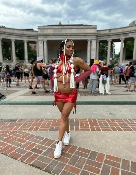 be rave free star pics