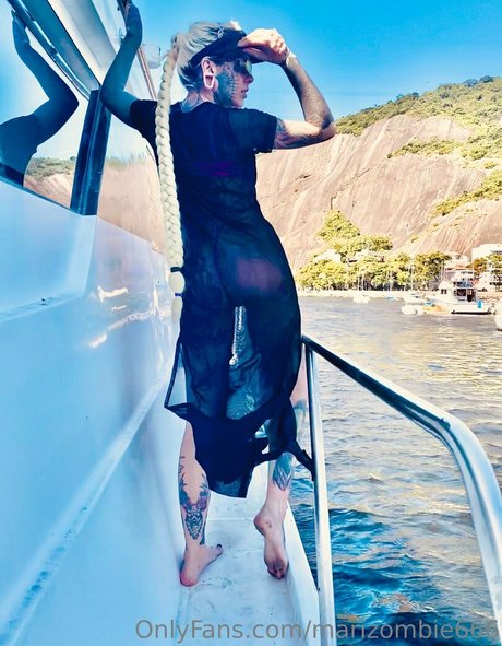 marizombie666 pornstar pretty image