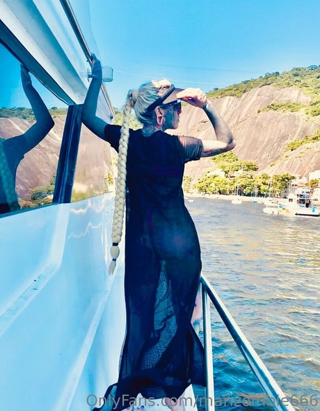 amateur swinger onlyfans beautiful xxx gallery