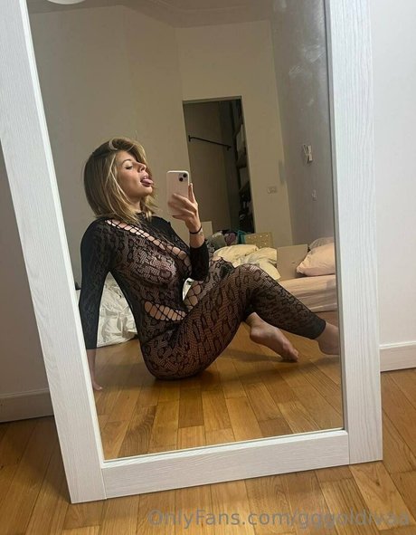 ggoldivaa hd actress gallery