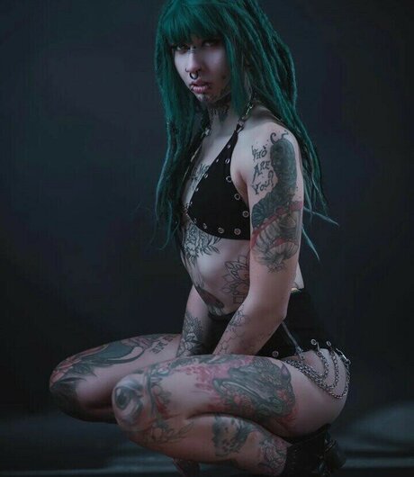 micky009 beautiful model img