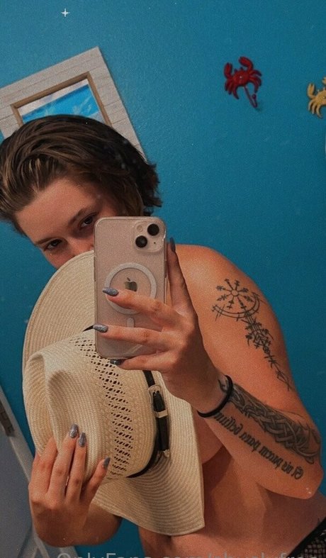 shyslyfree sexy star gallery