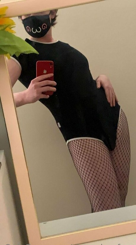 sissyphusfem naked pornstar pics