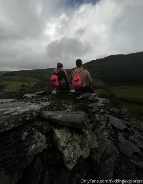 fxxkingexplorers xxx pornstar img