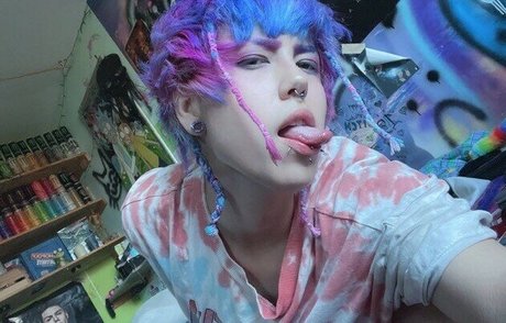 Bitchieasian pornstar sexy picture