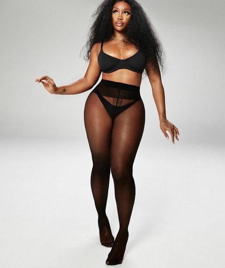 SZA porn model images