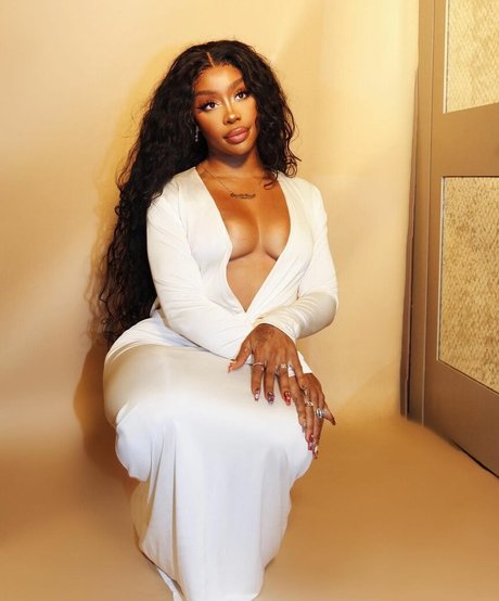 SZA pornstar pretty pic