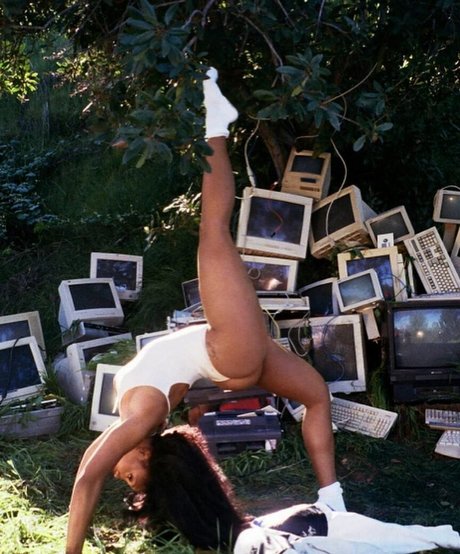 SZA sexy pornstar image