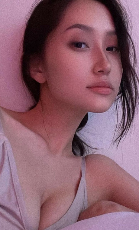 light onlyfans free naked archive