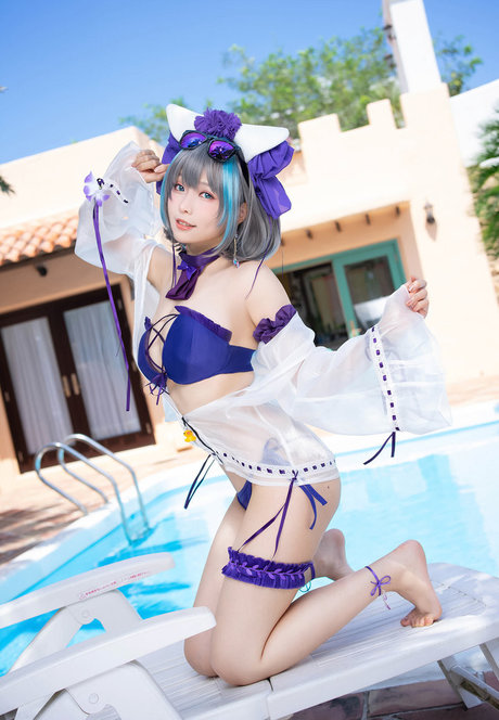 eeelyeee porn model img