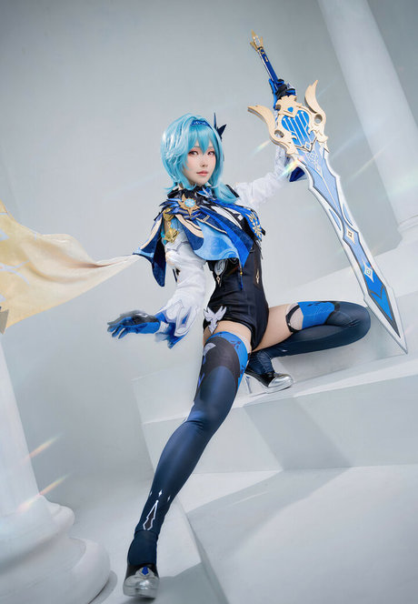 eeelyeee erotic pornstar archive