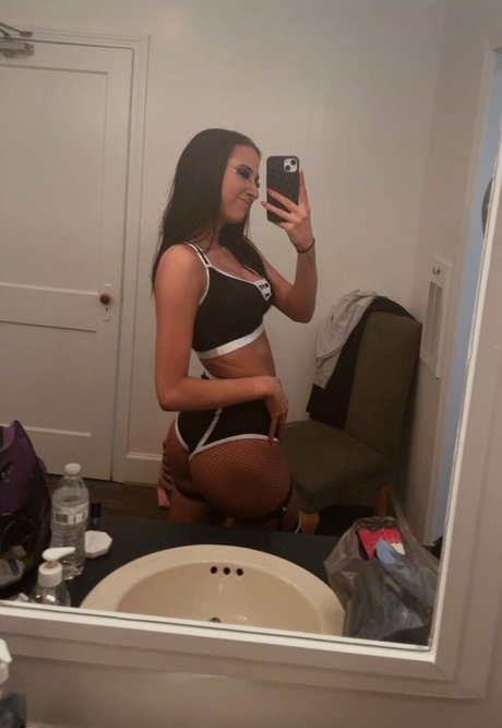 Emily Jaye xxx model images