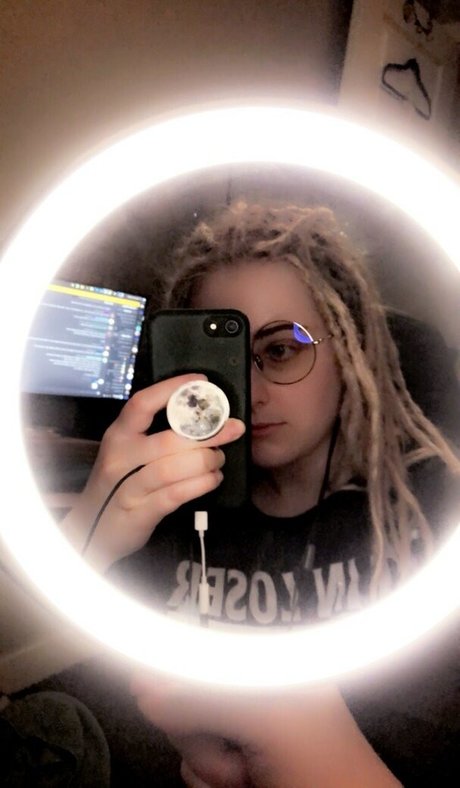 Mother Macabre pornographic star images