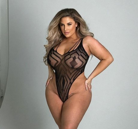 Ashley Alexiss top star photo