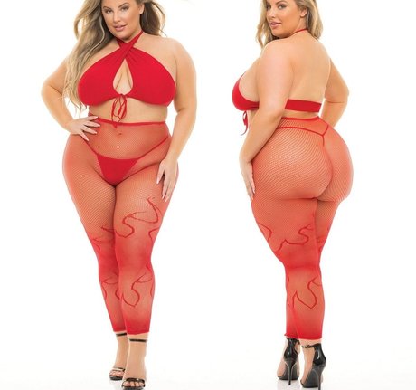 redhead big tits onlyfans nude image