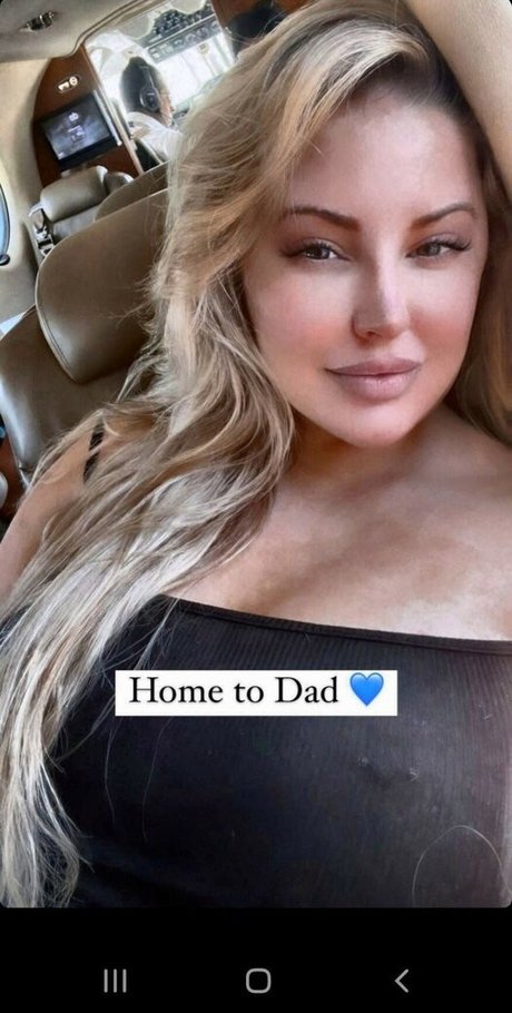 Ashley Alexiss pornstar top picture