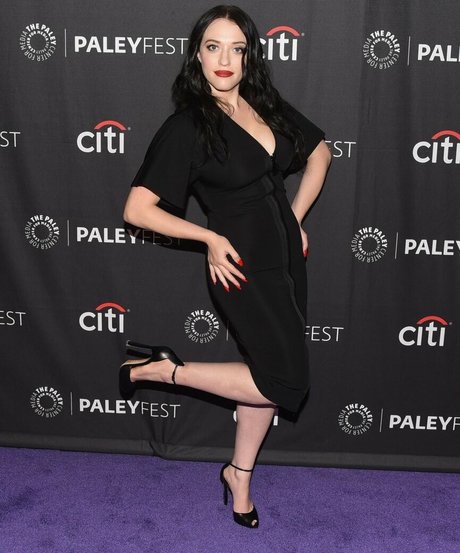 Kat Dennings star free gallery