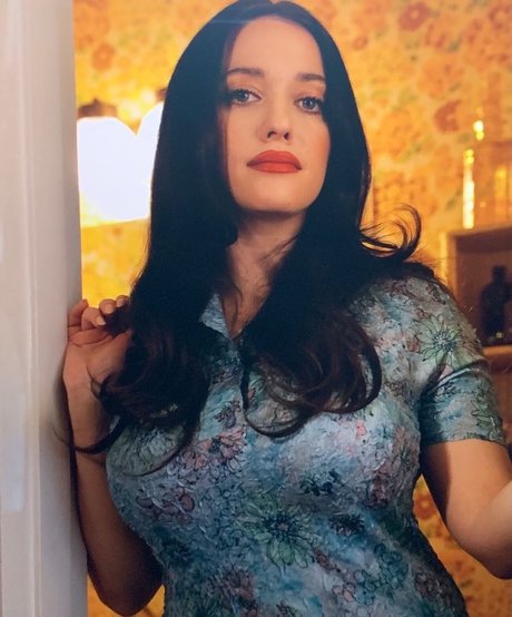 Kat Dennings Profile pic