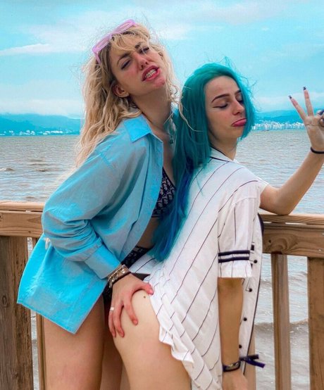 Belle Kaffer nudes model img