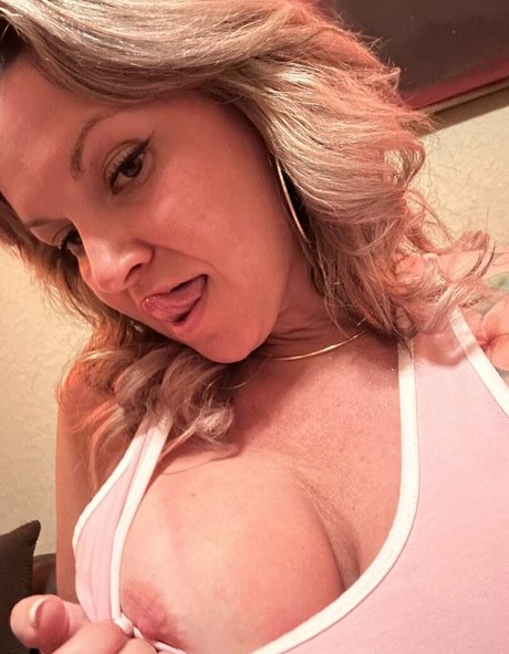 Molly SuperTramp free pornstar archive