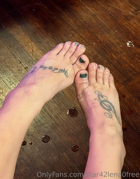 star42lena0free model adult pictures