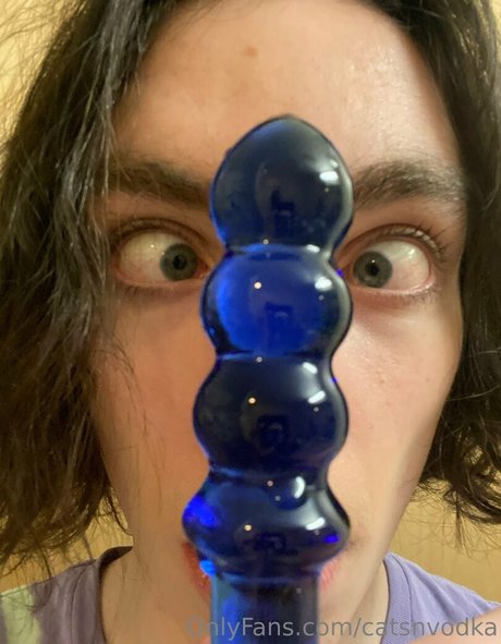 catsnvodka free model pics