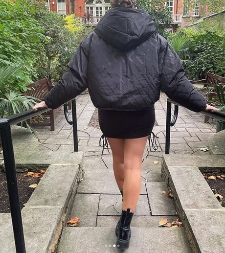 Imogen Thomas pornographic actress pics