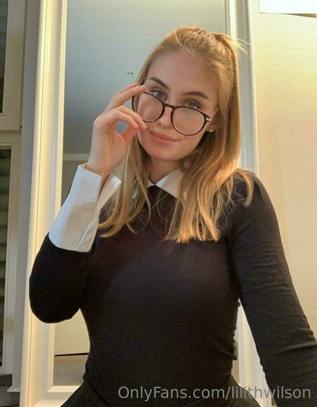 lilithwilson model exclusive pics