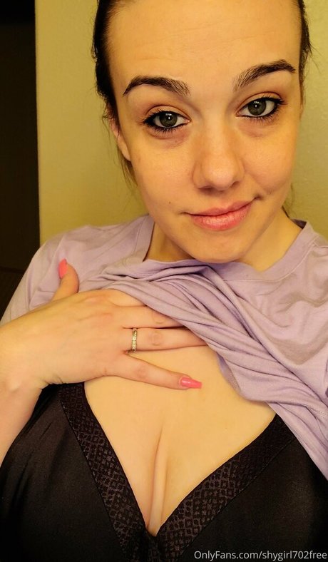 shygirl702lvfree porn model photos